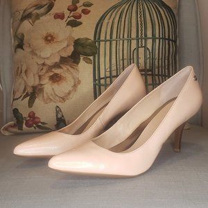Dusty pink wood grain heels